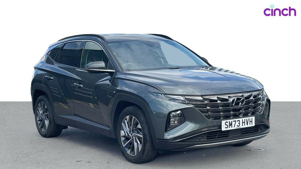 Hyundai Tucson Premium White #1