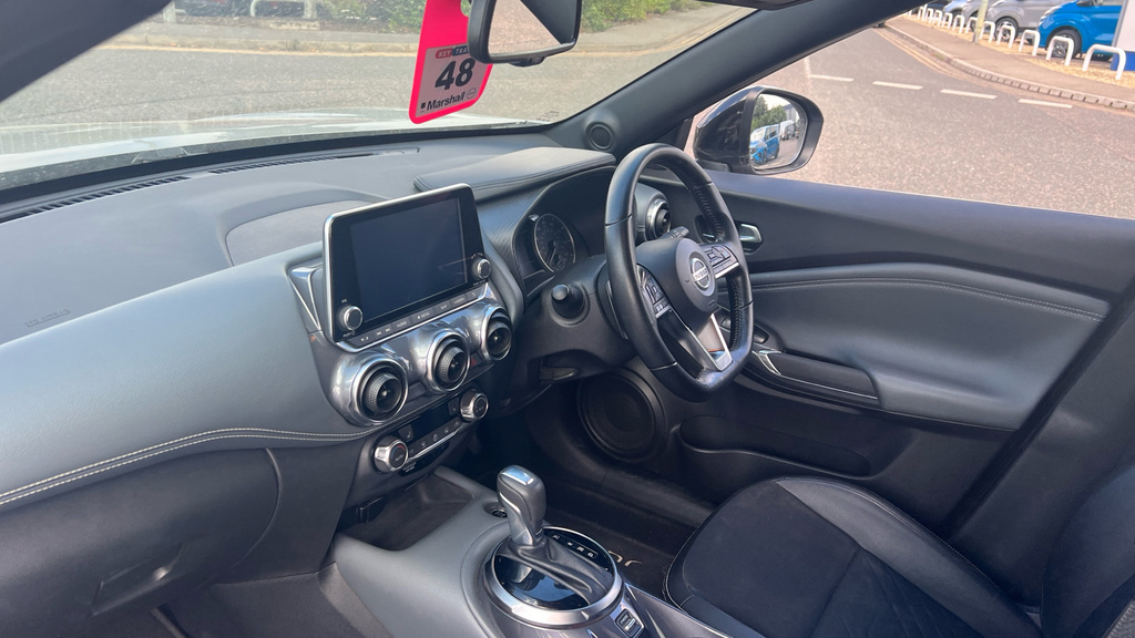 Nissan Juke 1.0 Dig-t 114 N-connecta Black #10