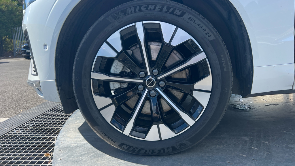 Volvo XC60 Volvo Xc60 Plus Black Edition Black #20