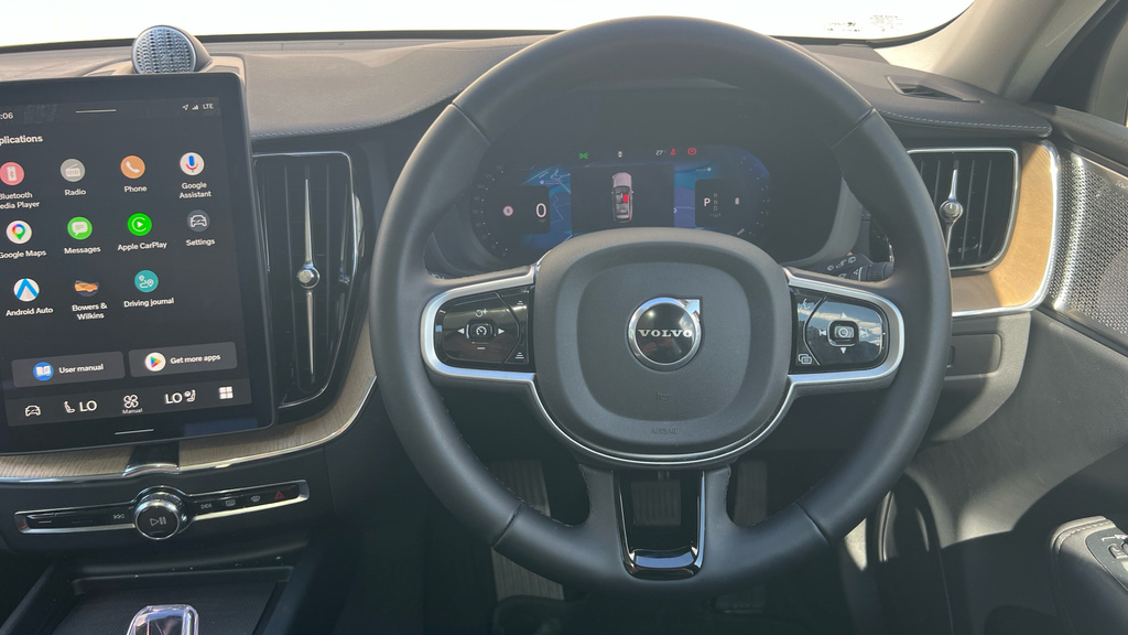 Volvo XC60 Volvo Xc60 Plus Black Edition Black #24