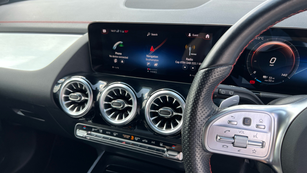 Mercedes-Benz EQA Eqa 250 66.5Kwh Amg Line White #14