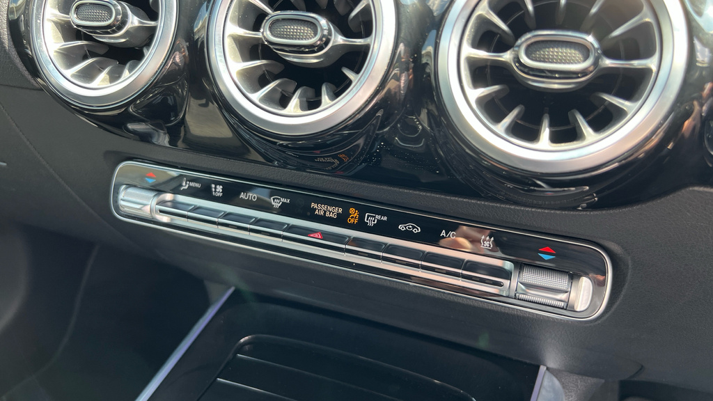 Mercedes-Benz EQA Eqa 250 66.5Kwh Amg Line White #17