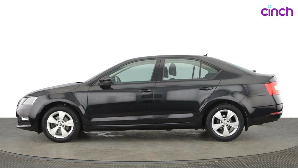 Skoda Octavia 1.0 Tsi Se Drive Black #6