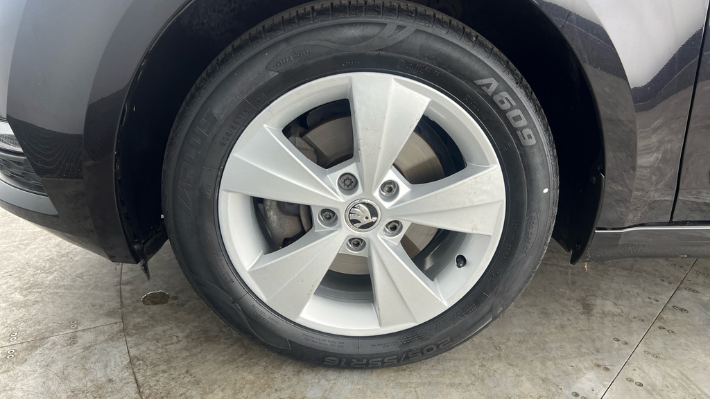 Skoda Octavia 1.0 Tsi Se Drive Black #26