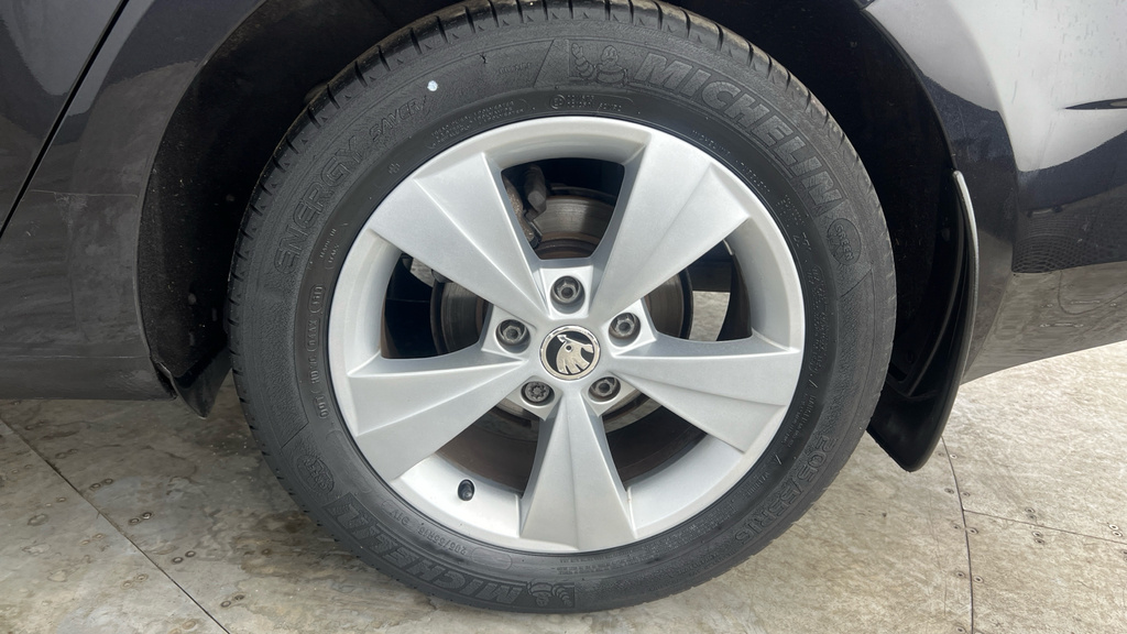 Skoda Octavia 1.0 Tsi Se Drive Black #27
