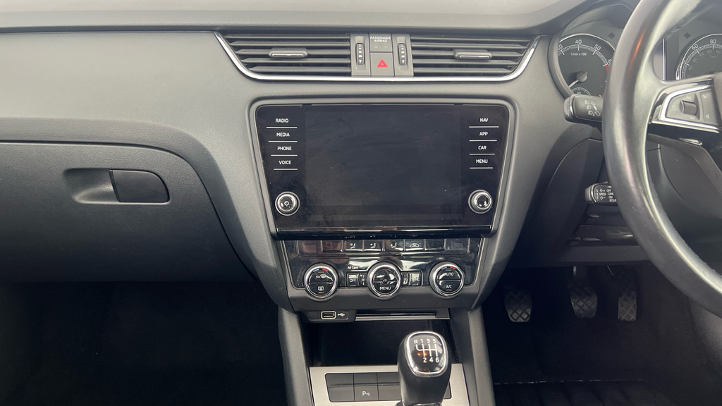 Skoda Octavia 1.0 Tsi Se Drive Black #21