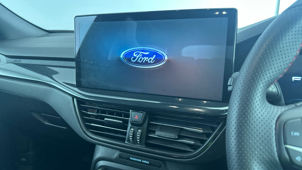 Ford Focus 1.0 Ecoboost Hybrid Mhev 155 St-line Black #19