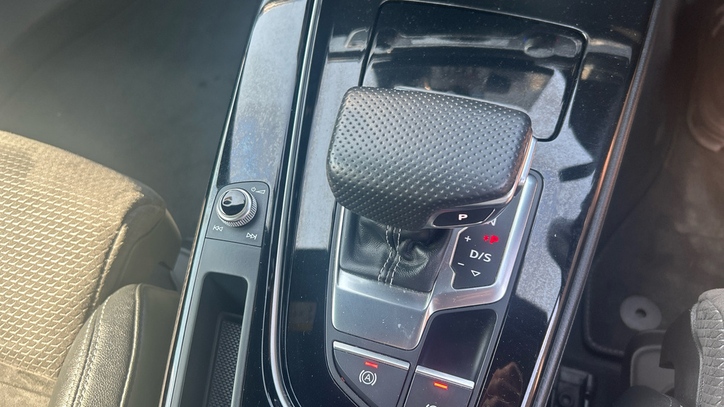 Audi A4 40 Tfsi 204 Black Edition S Tronic Black #30