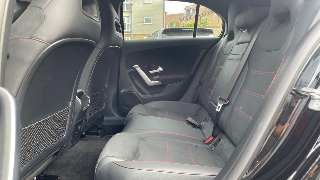 Mercedes-Benz A Class A180 Amg Line Executive Red #26