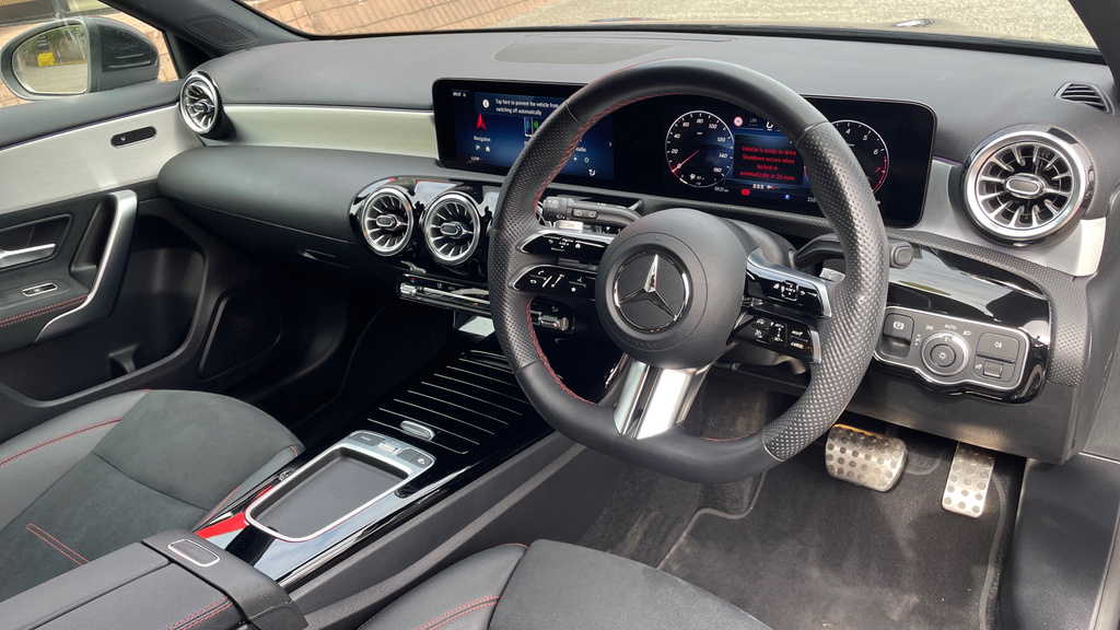 Mercedes-Benz A Class A180 Amg Line Executive Red #12