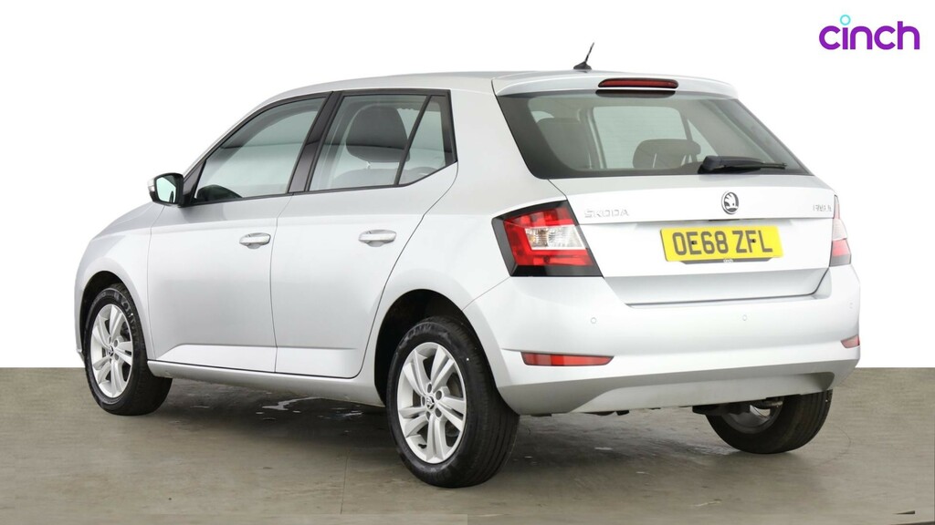 Skoda Fabia 1.0 Mpi 75 Se Red #5