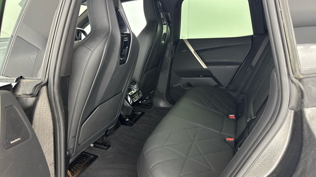 BMW iX IX Xdrive40 M Sport Edition Black #14