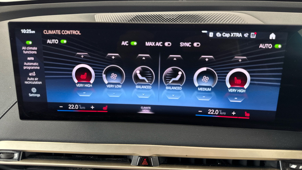 BMW iX IX Xdrive40 M Sport Edition Black #24