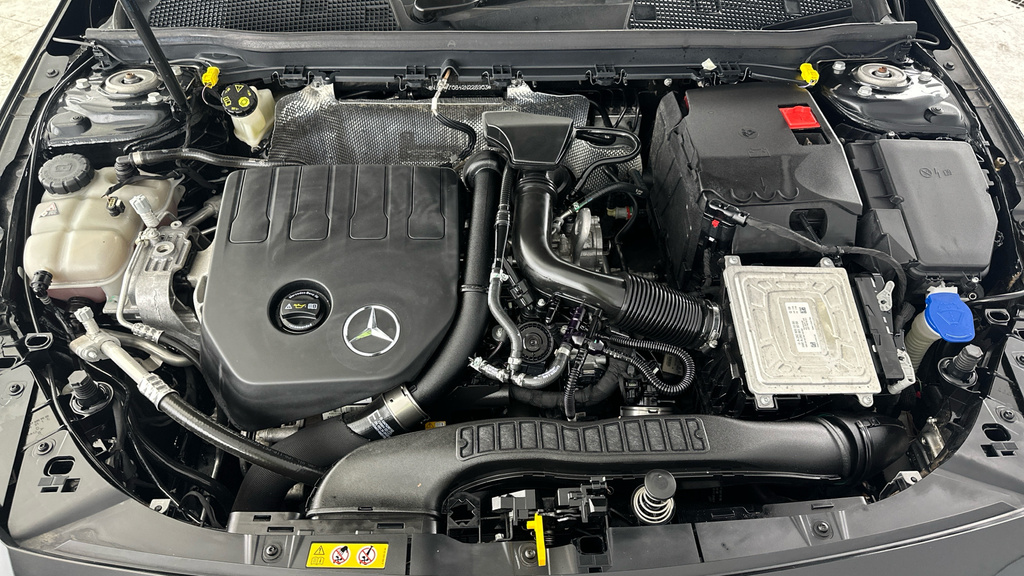 Mercedes-Benz A Class A 180 Amg Line Black #23