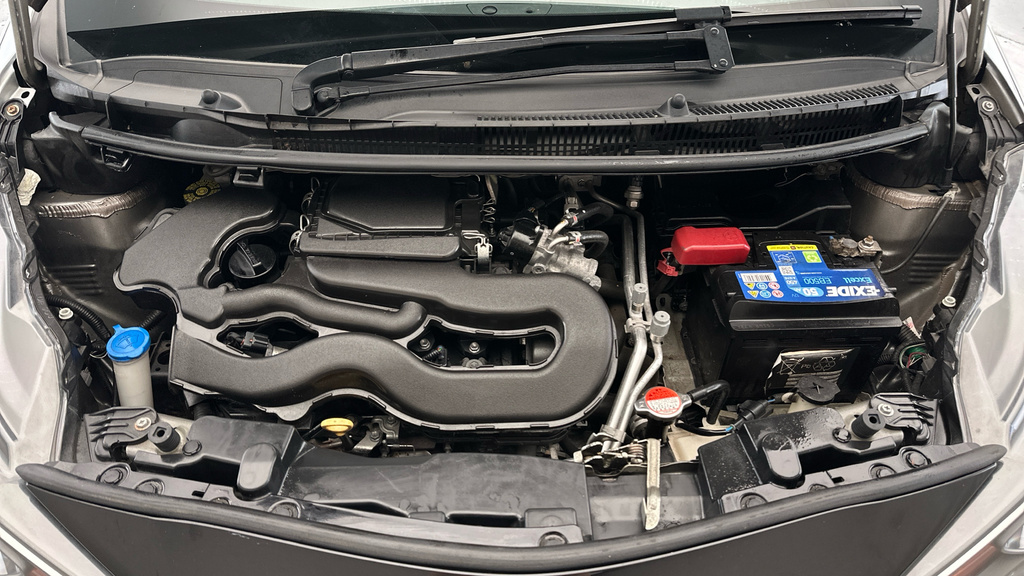 Toyota Aygo X X-play Black #20