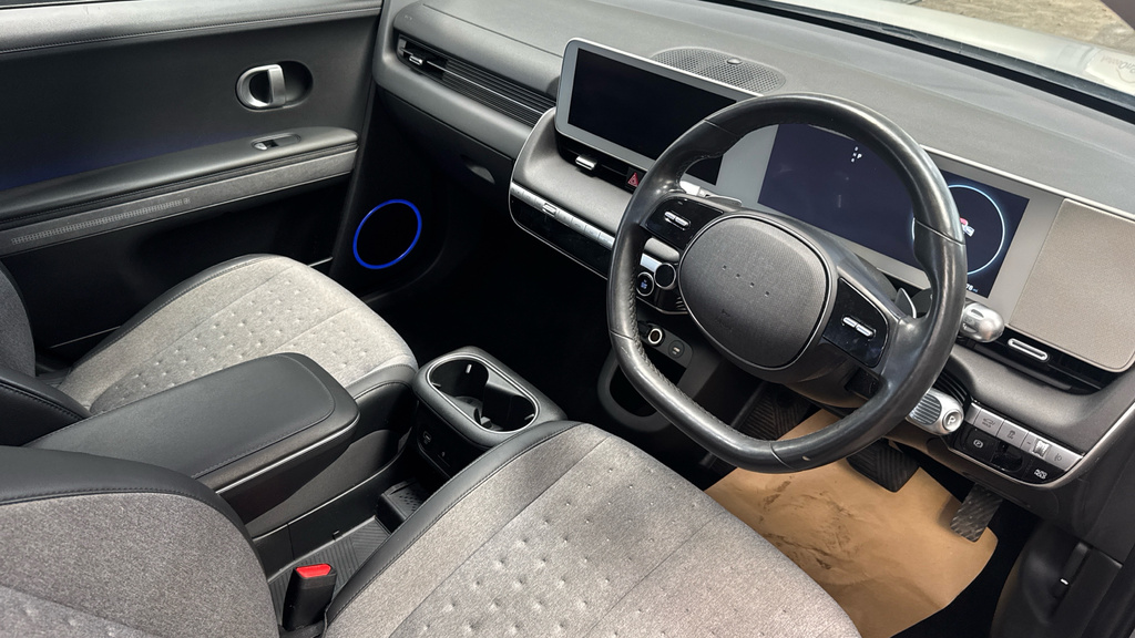 Hyundai Ioniq 5 Hatchback Green #9
