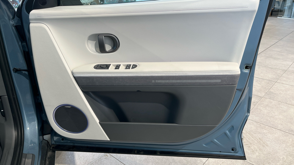 Hyundai Ioniq 5 Ultimate Blue #54