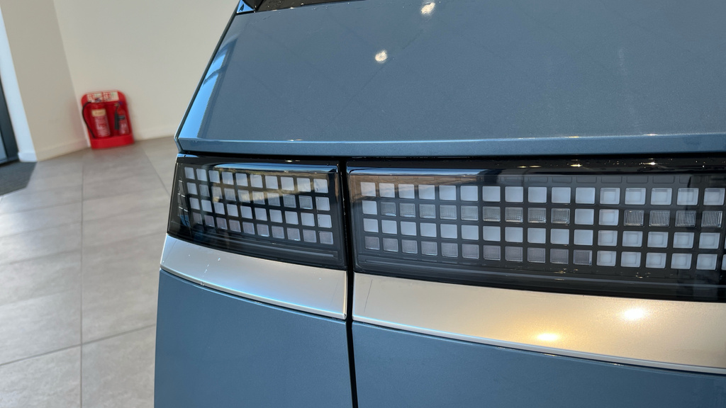 Hyundai Ioniq 5 Ultimate Blue #46