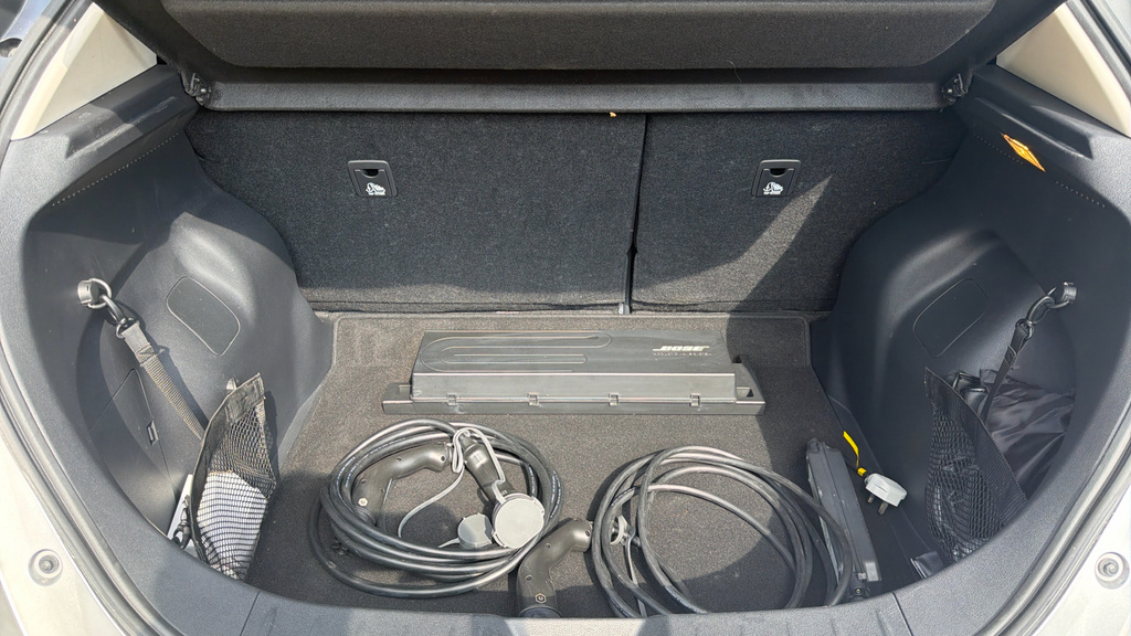 Nissan Leaf 40Kwh N-connecta Hatchback 150 Red #23