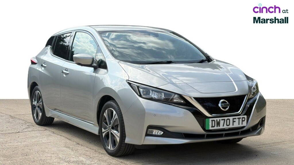 Nissan Leaf 40Kwh N-connecta Hatchback 150 Red #1