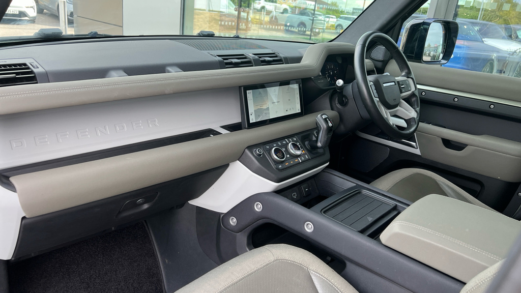Land Rover Defender 2.0 D240 First Edition 110 #15