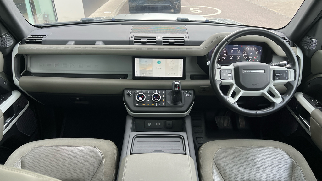 Land Rover Defender 2.0 D240 First Edition 110 #28
