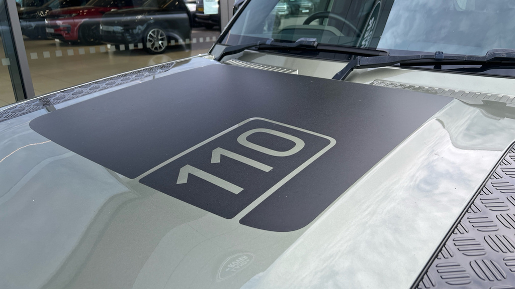 Land Rover Defender 2.0 D240 First Edition 110 #24