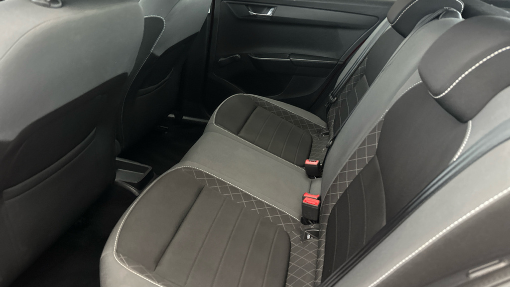 Skoda Fabia 1.0 Tsi 110 Se L Grey #18