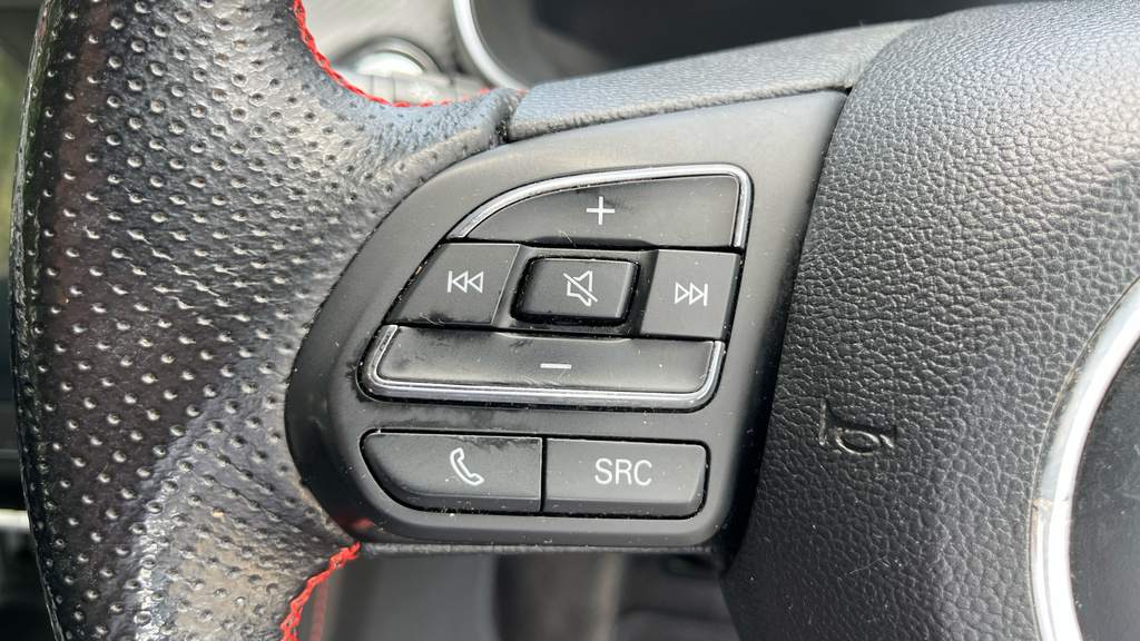 MG ZS 105Kw Exclusive Ev 45Kwh Black #24