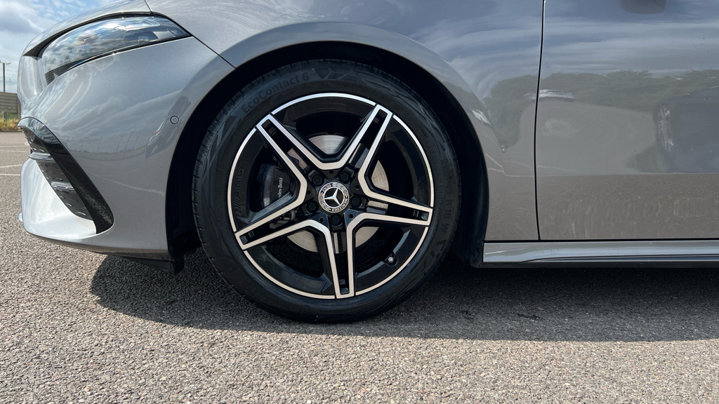 Mercedes-Benz A Class A200 Amg Line Premium Plus Black #23