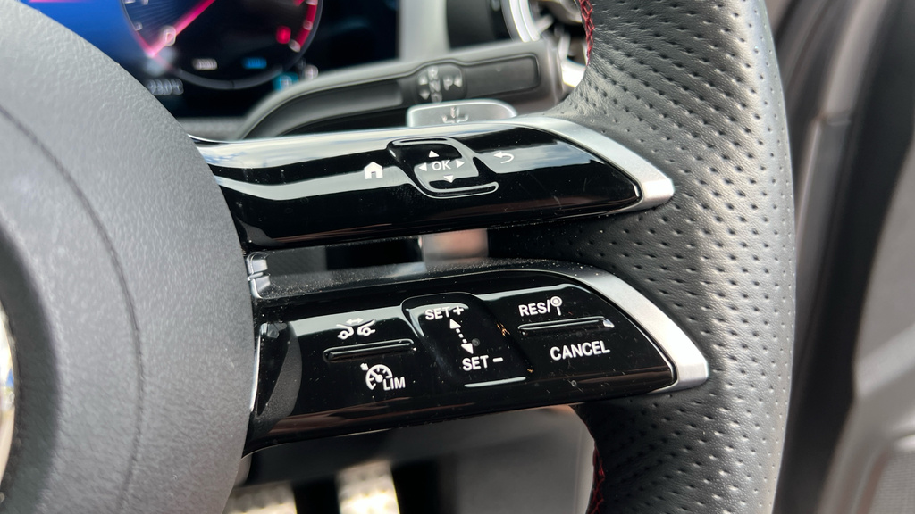 Mercedes-Benz A Class A200 Amg Line Premium Plus Black #10