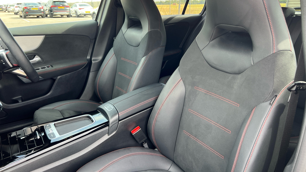 Mercedes-Benz A Class A200 Amg Line Premium Plus Black #27