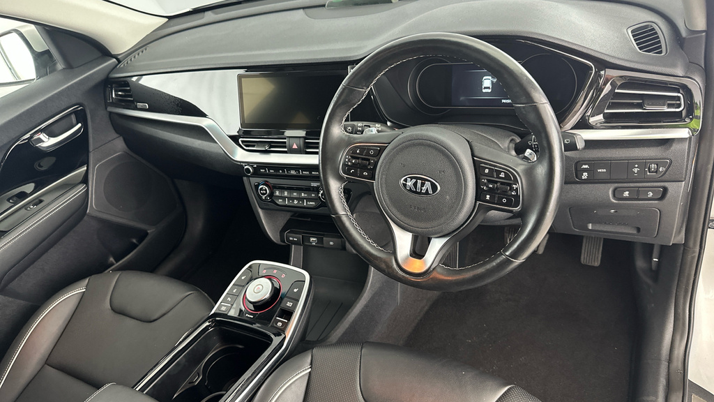 Kia e-Niro 64Kwh 4 Suv 201 Bhp Blue #9