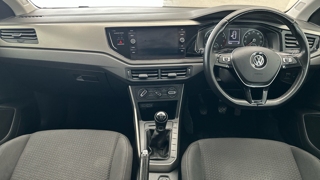 Volkswagen Polo 1.0 Se White #11