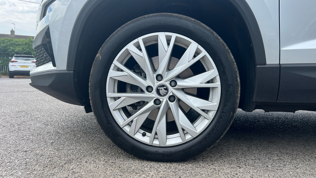 Skoda Karoq Se Edition Grey #17