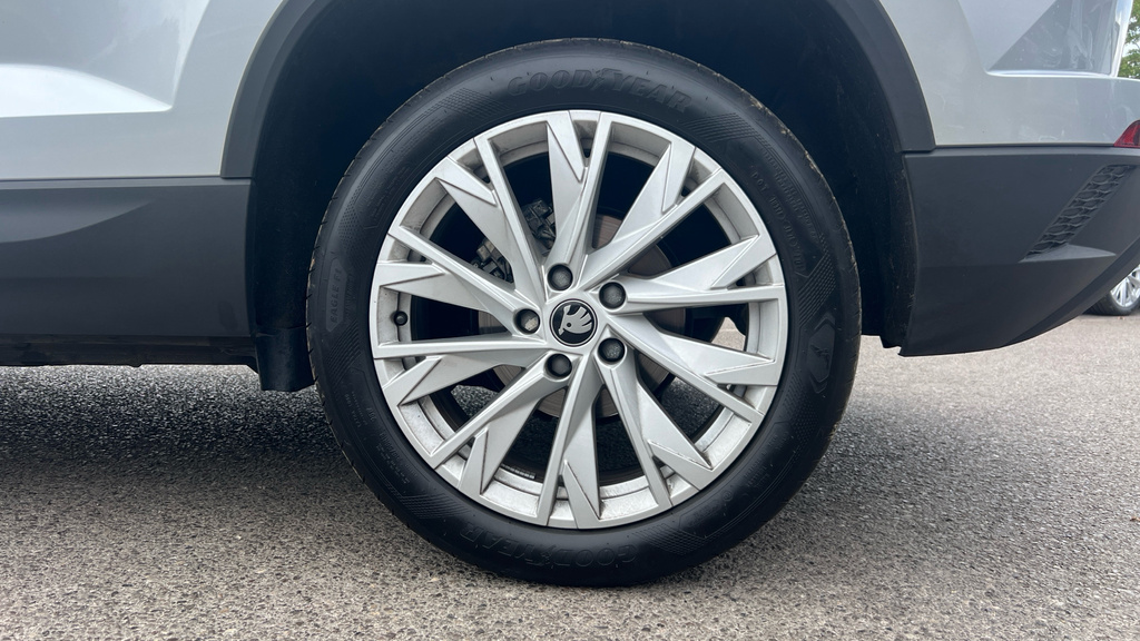 Skoda Karoq Se Edition Grey #18