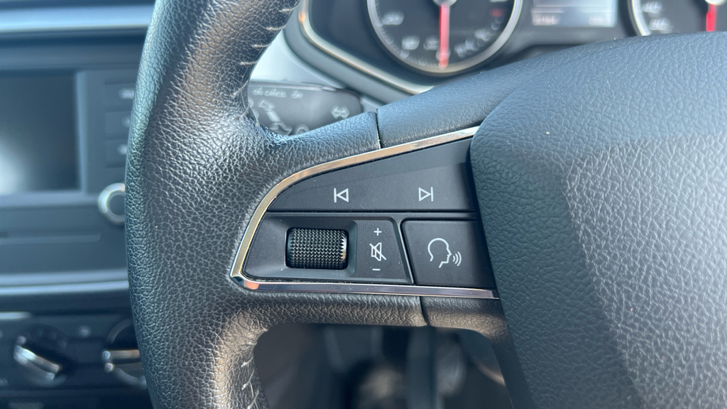 Seat Arona Arona Fr Tsi Red #25