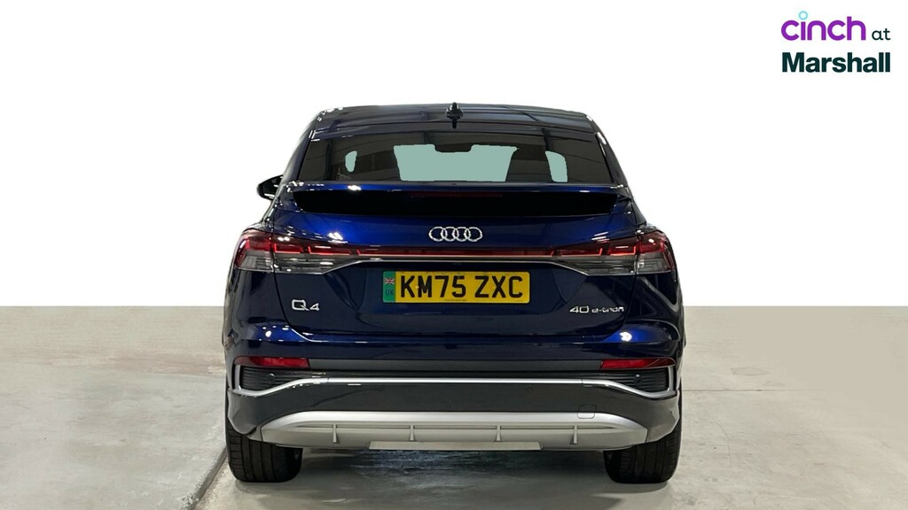 Audi Q4 E Tron Q4 Sportback Black Edition 45 E-tron 210,00 Kw Black #4