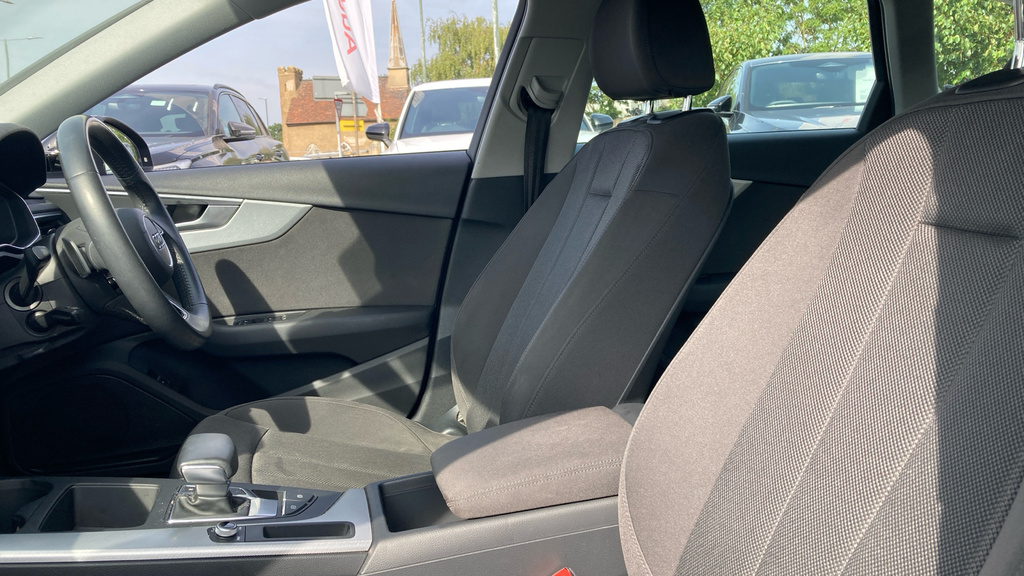 Audi A4 Avant 2.0 Avant Tdi S Line Mhev 161 Bhp White #22