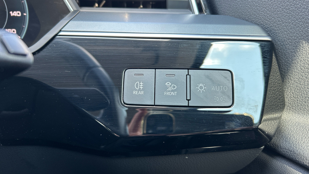 Audi Q8 e tron 250Kw 50 Quattro 95Kwh Black Ed At Tech Pro Grey #46