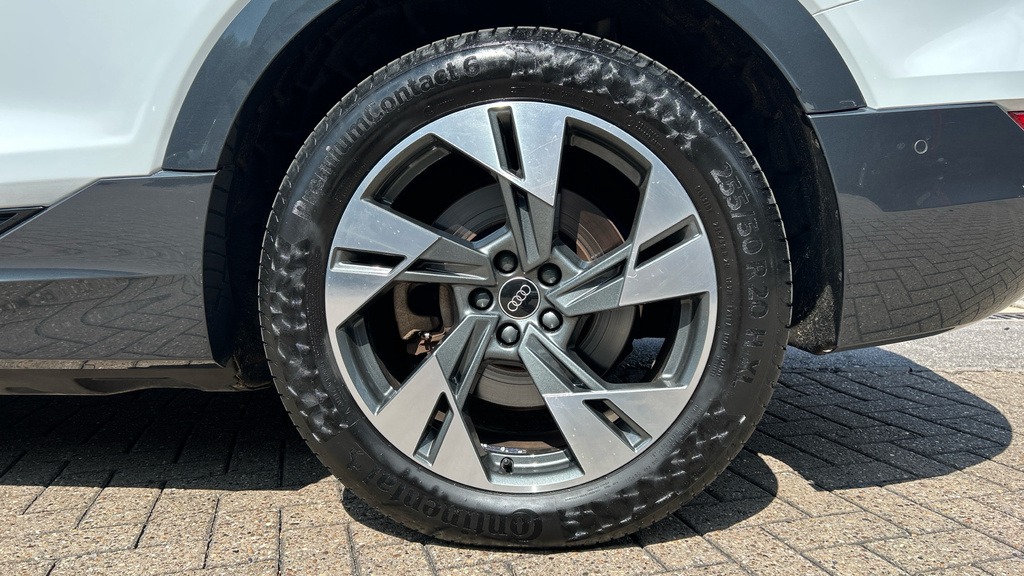 Audi Q8 e tron 250Kw 50 Quattro 95Kwh Black Ed At Tech Pro Grey #22
