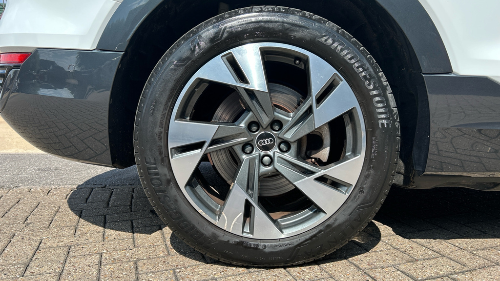 Audi Q8 e tron 250Kw 50 Quattro 95Kwh Black Ed At Tech Pro Grey #23