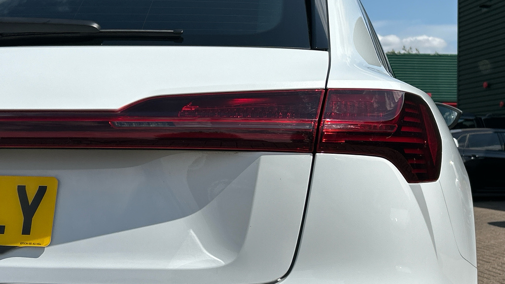 Audi Q8 e tron 250Kw 50 Quattro 95Kwh Black Ed At Tech Pro Grey #39