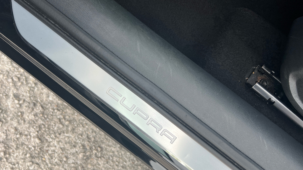 Cupra Formentor V2 Tsi 150Ps 7 Speed Dsg Suv Black #37