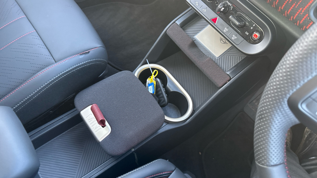 Mini Countryman 1.5 C Exclusive Level 2 Green #22