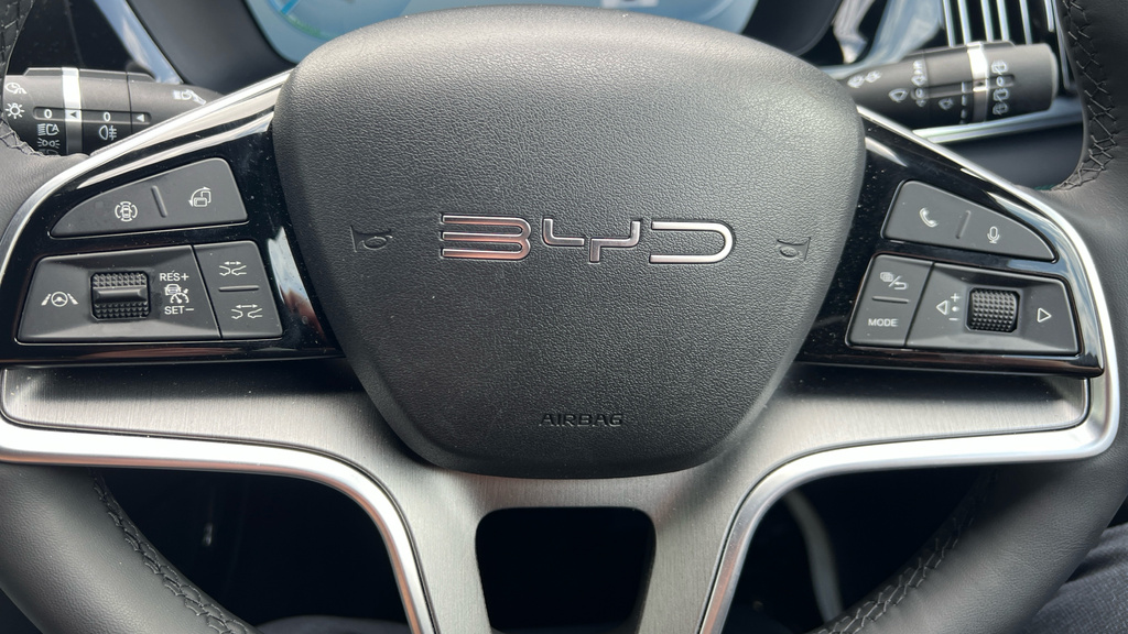 Byd Seal U Dm-i Design 1.5 Phev Awd Grey #37