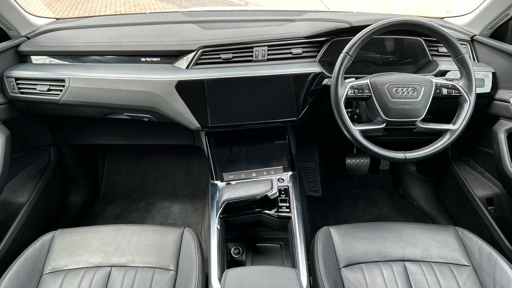 Audi Q8 e tron Vorsprung 50 E-tron Quattro 250,00 Kw Black #11