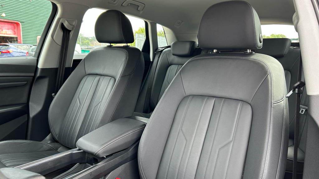 Audi Q8 e tron Vorsprung 50 E-tron Quattro 250,00 Kw Black #27