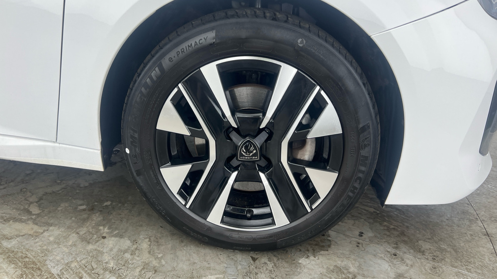 Peugeot 208 1.2 Puretech 100 Gt Grey #25