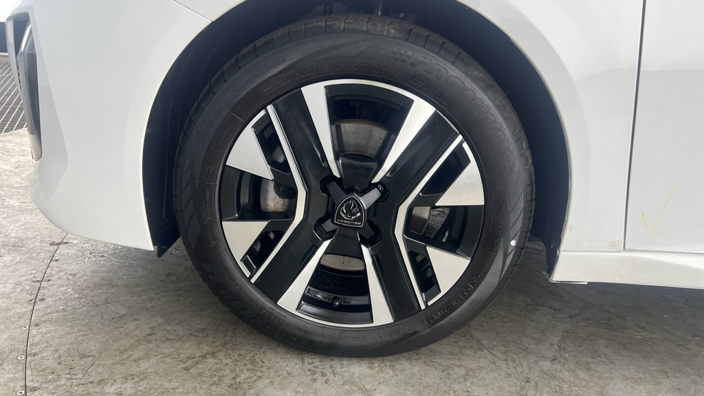 Peugeot 208 1.2 Puretech 100 Gt Grey #22